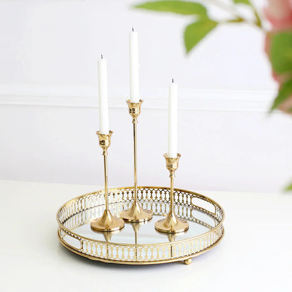 Elegant Vintage Gold Candle Holder (AUREA VINTA)