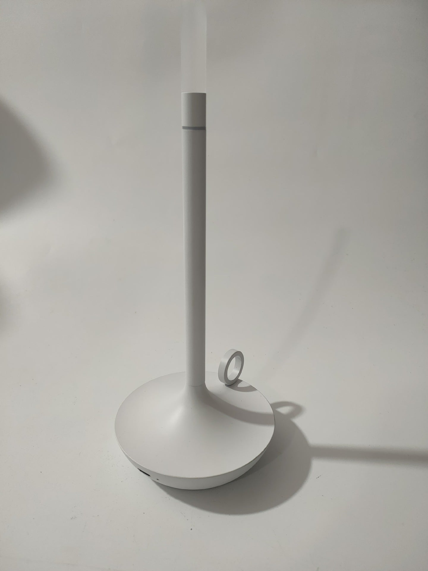 Bordslampa Tacta uppladdningsbar