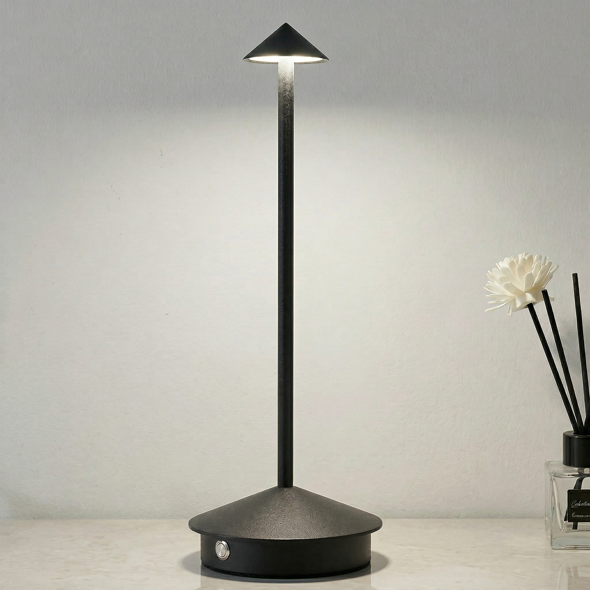 Bordslampa Aurelis Mini