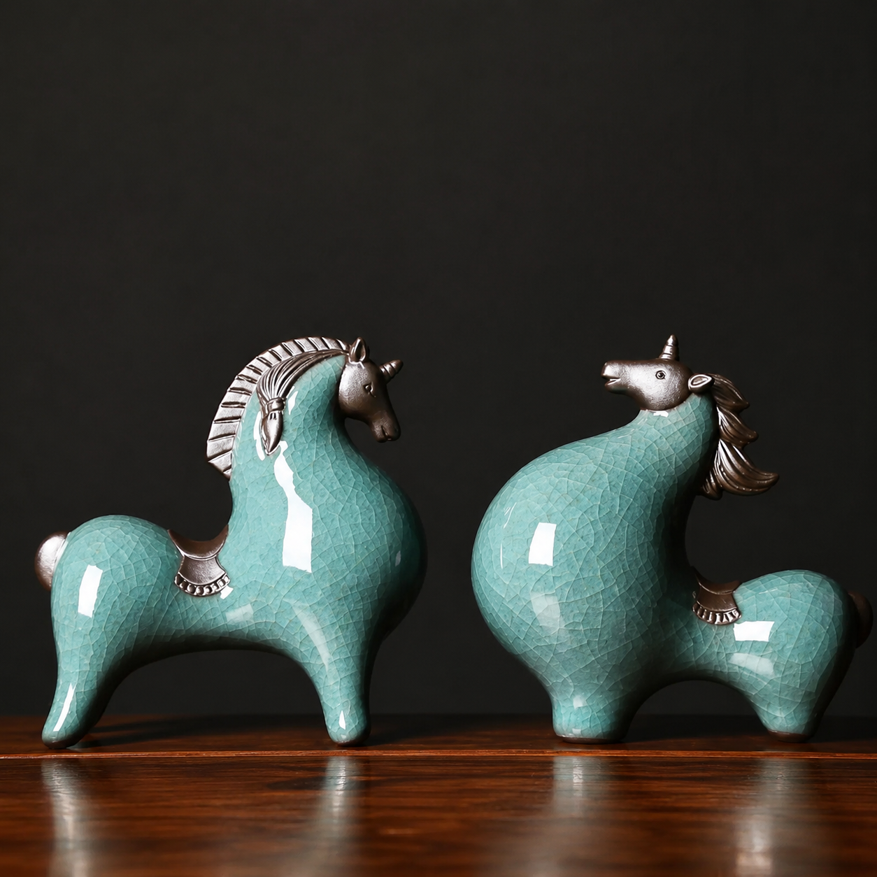 Skulptur Equus Glaserad Keramik