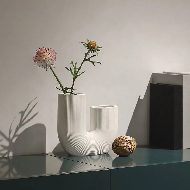 Nordic Ceramic Vase for Home Decoration, Simple Flower Pot, Living Room, Interior, Office, Desktop, Table Decor, Accessories