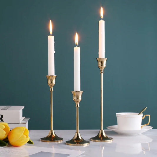 Elegant Vintage Gold Candle Holder (AUREA VINTA)