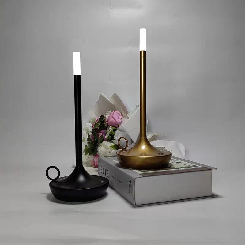 Bordslampa Tacta uppladdningsbar