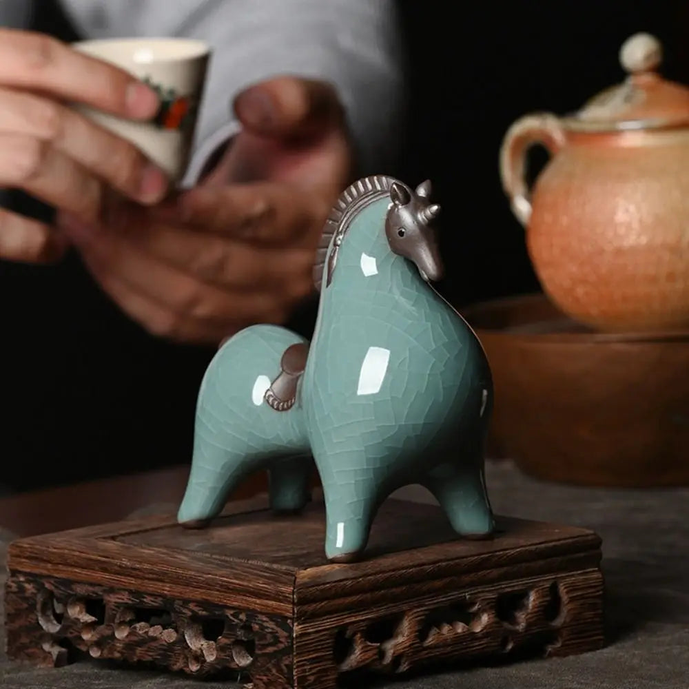 Skulptur Equus Glaserad Keramik