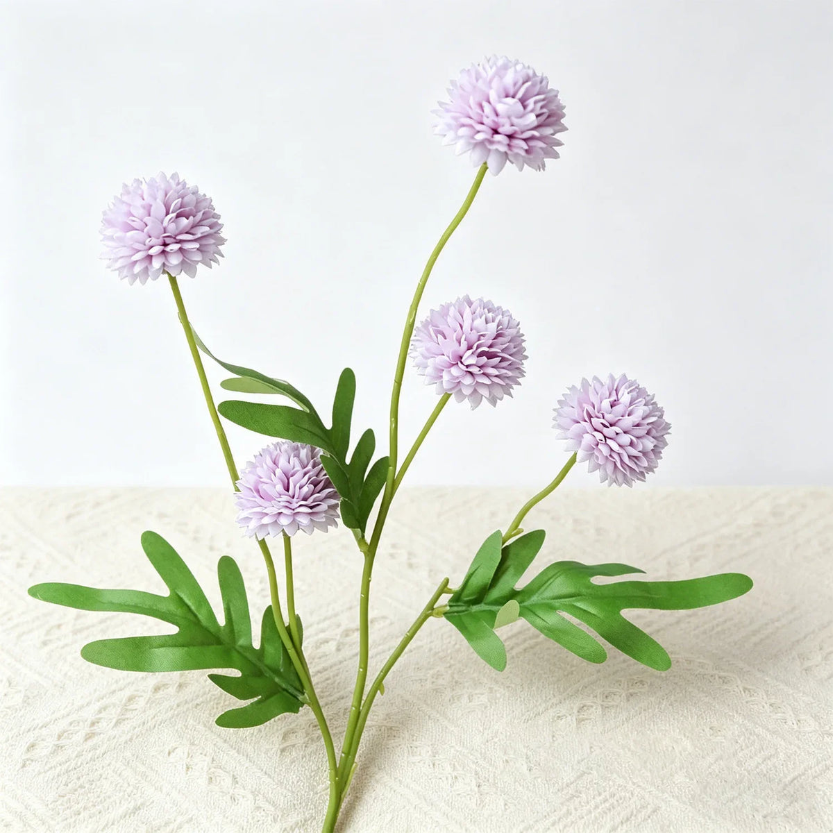 Konstkvist Kiku Pompon 51cm