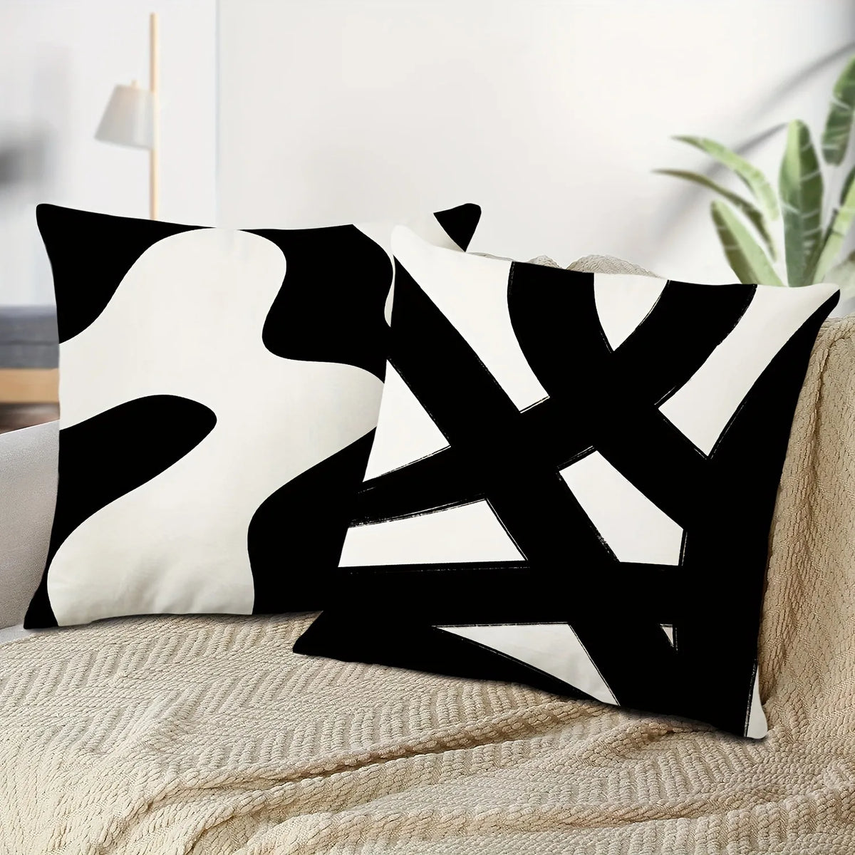 Kuddfodral Linea Nero 40x40