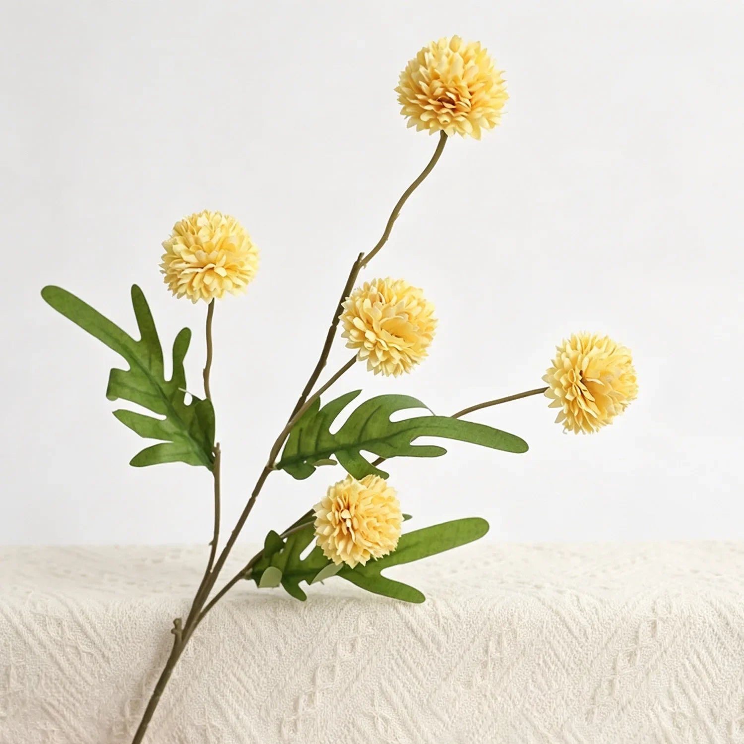Konstkvist Kiku Pompon 51cm