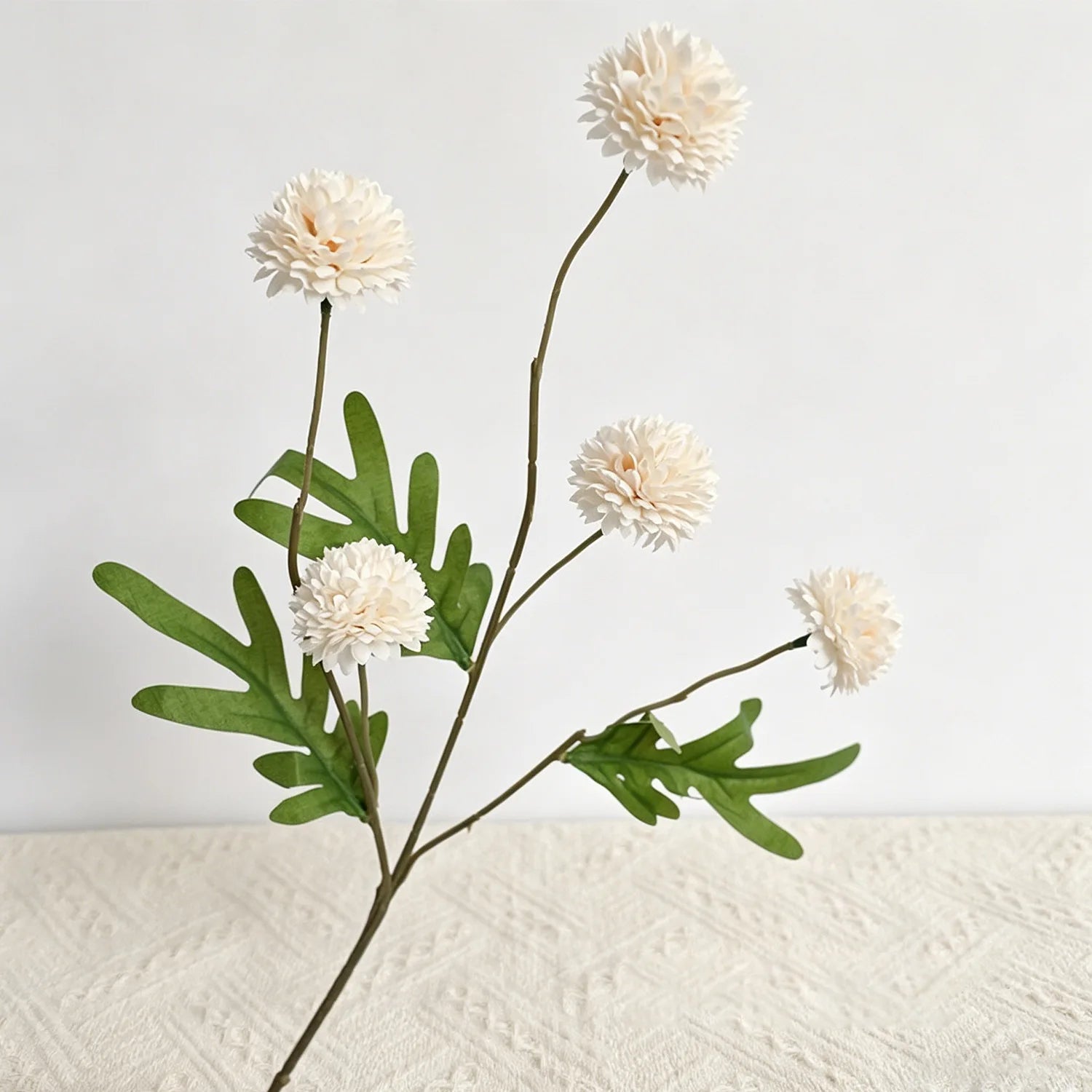Konstkvist Kiku Pompon 51cm