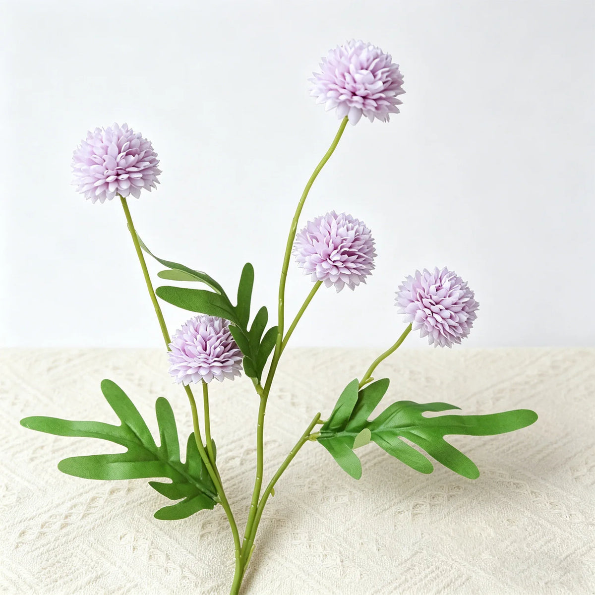 Konstkvist Kiku Pompon 51cm