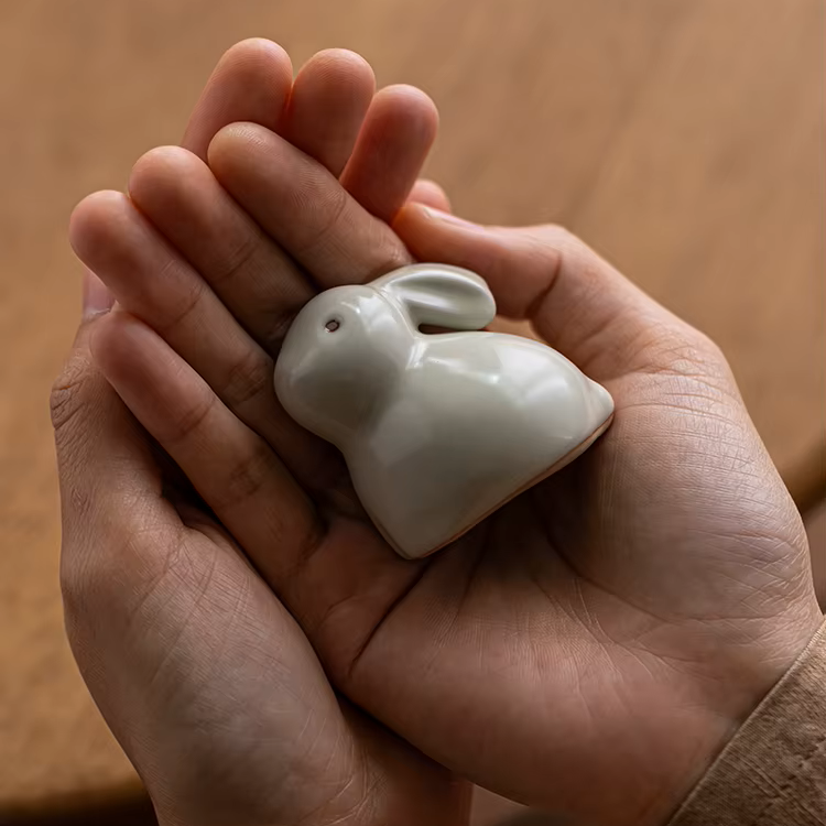 Skulptur Kanini Glaserad Keramik