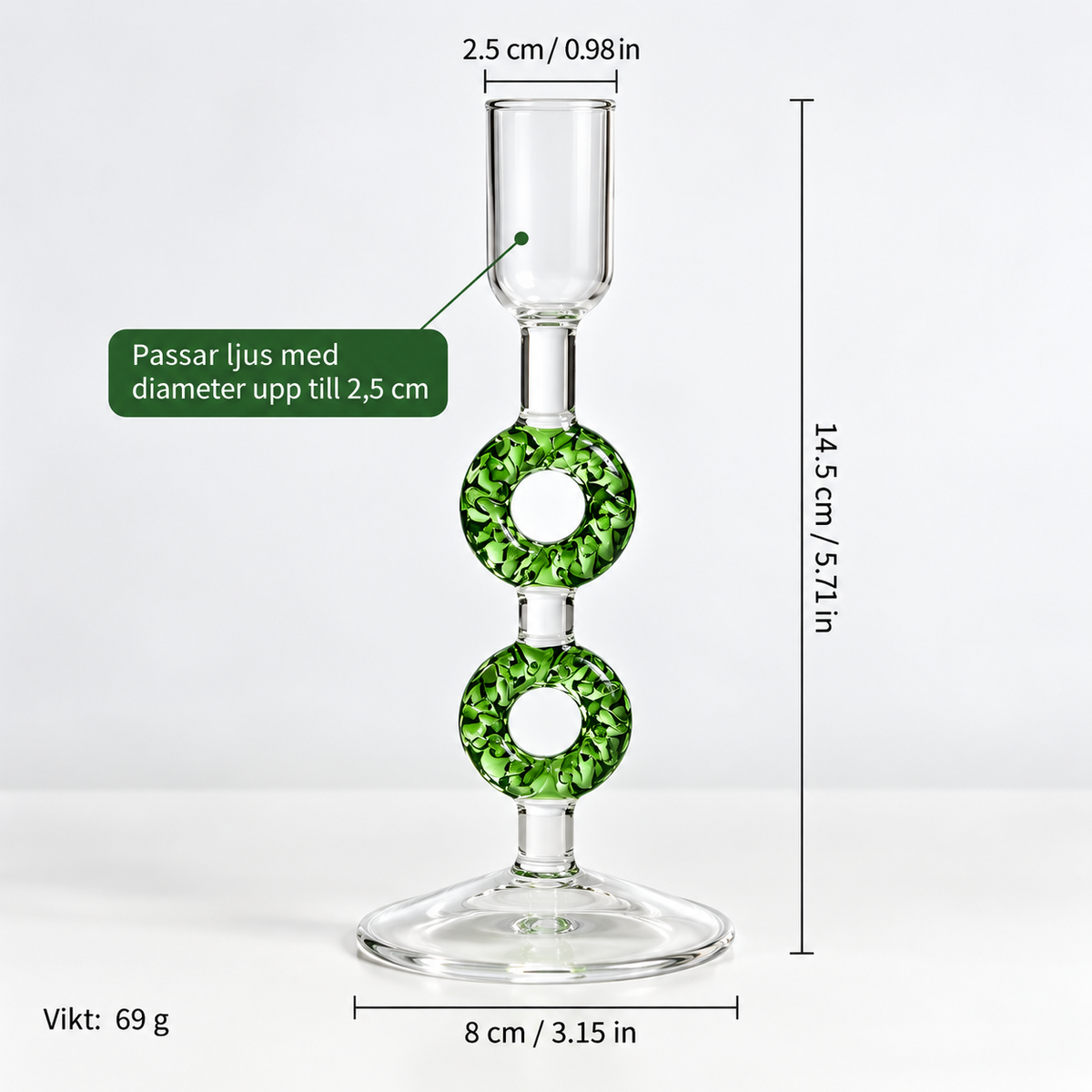 En dekorativ ljushållare i glas med en stiliserad trädform . ljusstakar jul , ljusstakar glas, Krans form